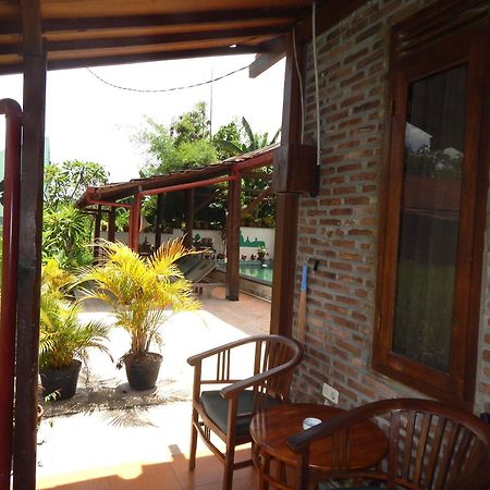 Alamanda Family Villas, Pool & Local Tours Yogyakarta Exteriör bild