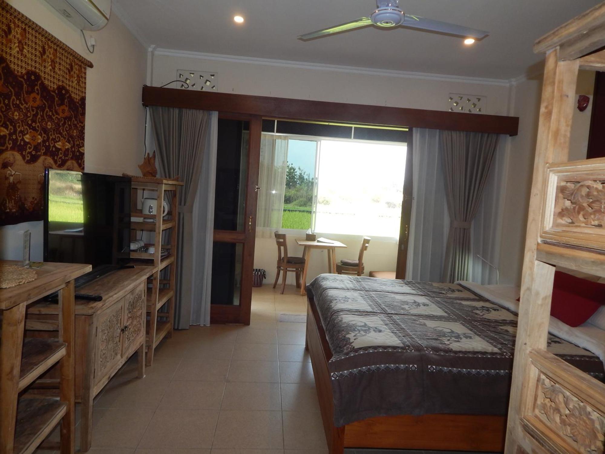 Alamanda Family Villas, Pool & Local Tours Yogyakarta Exteriör bild