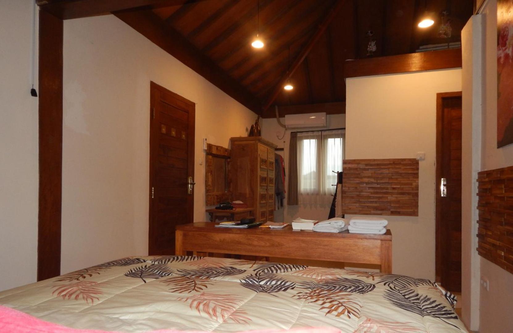 Alamanda Family Villas, Pool & Local Tours Yogyakarta Exteriör bild