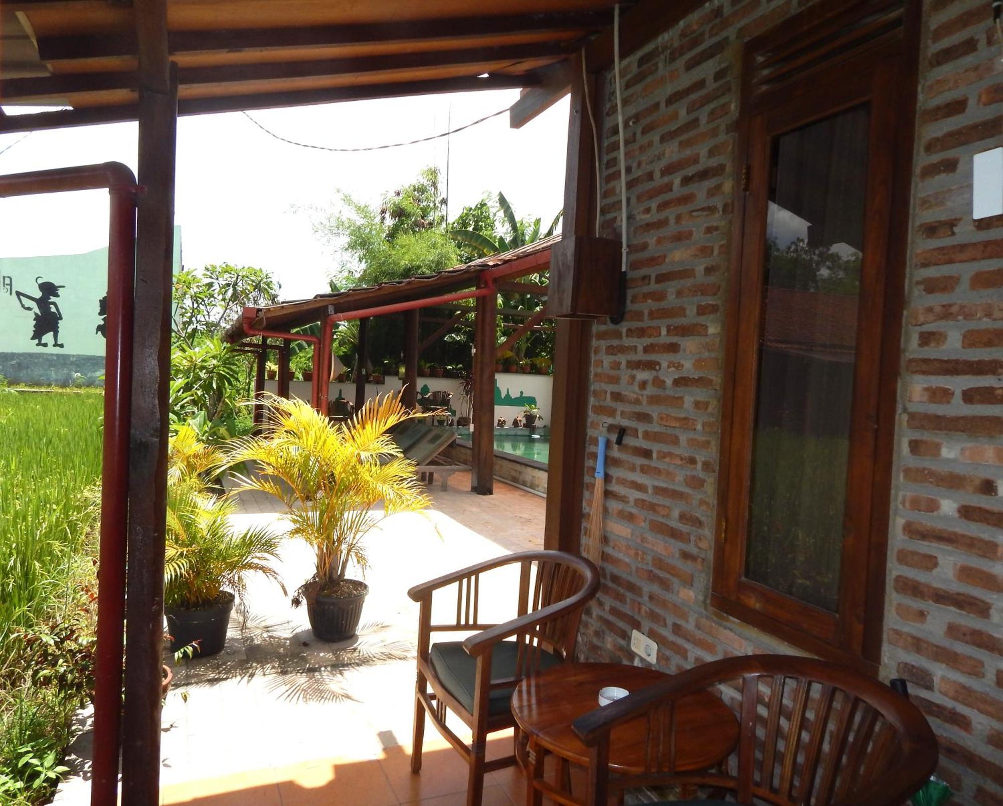 Alamanda Family Villas, Pool & Local Tours Yogyakarta Exteriör bild