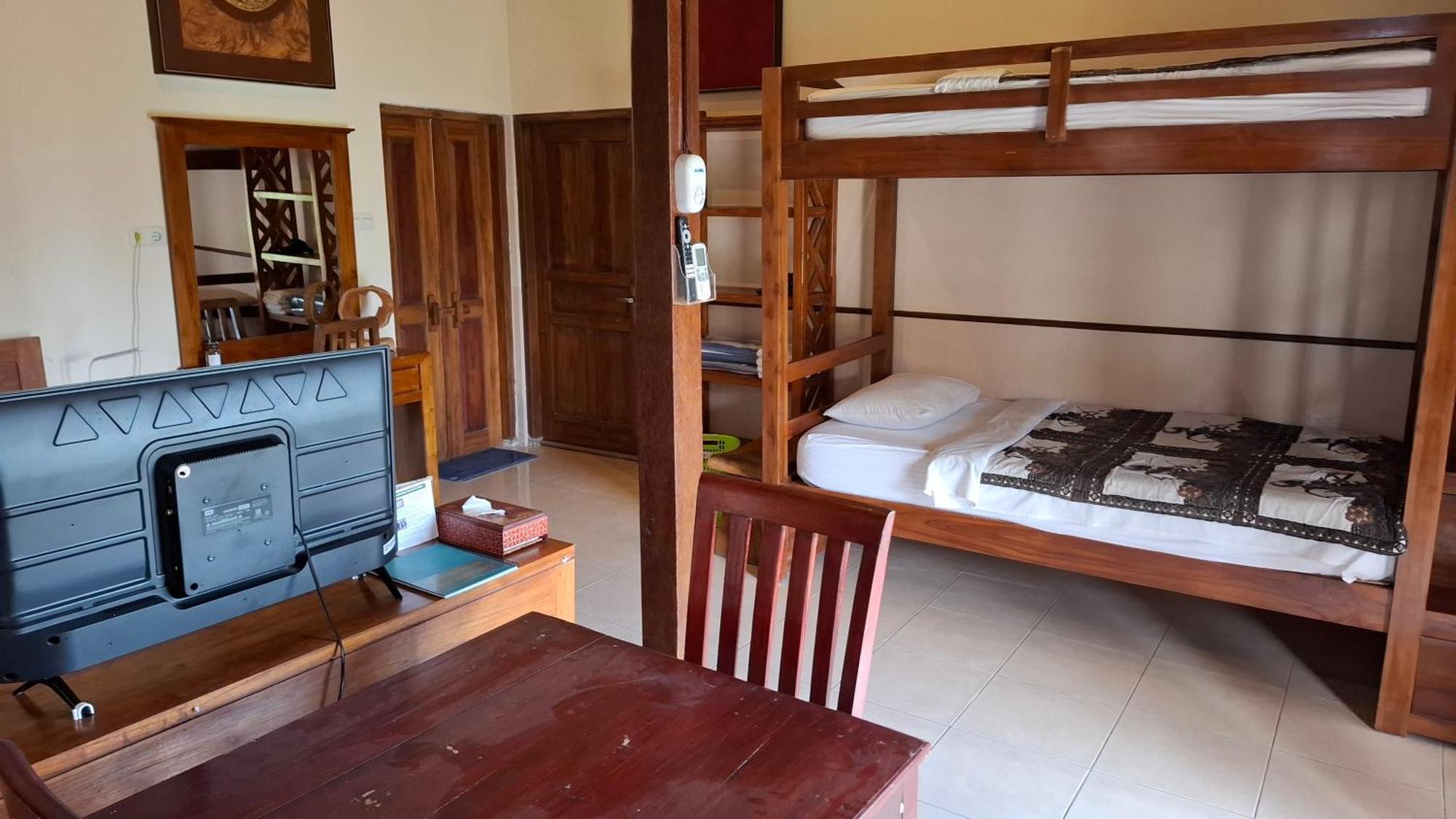 Alamanda Family Villas, Pool & Local Tours Yogyakarta Exteriör bild