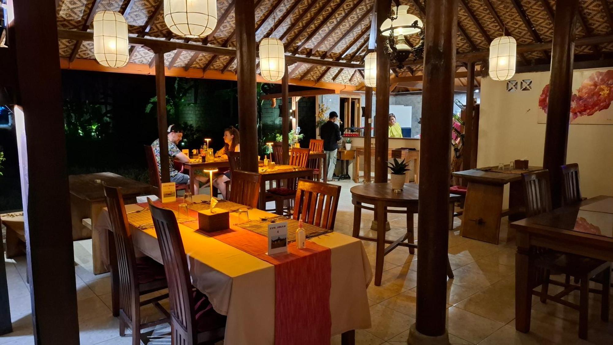 Alamanda Family Villas, Pool & Local Tours Yogyakarta Exteriör bild